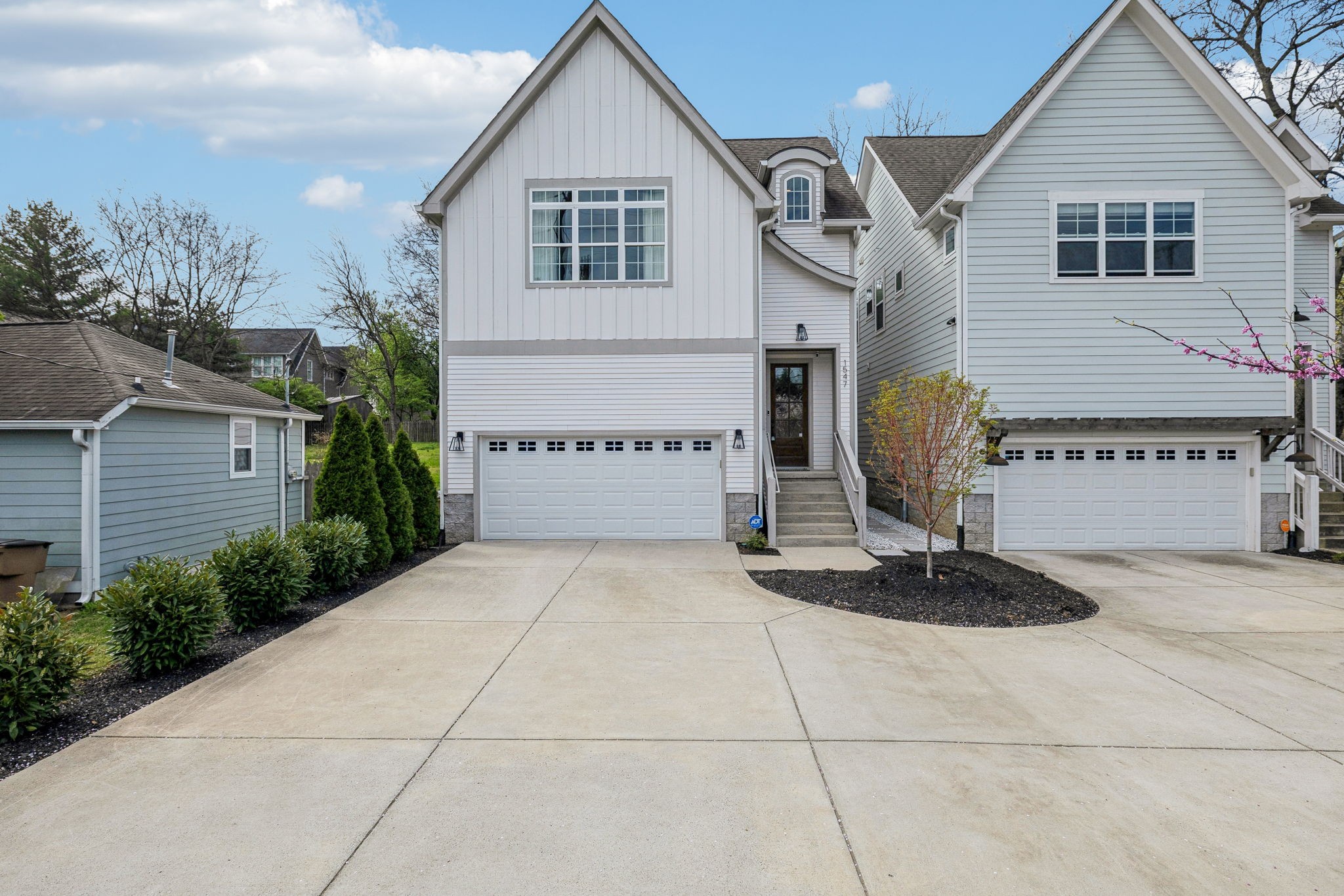 1547 Battlefield Dr