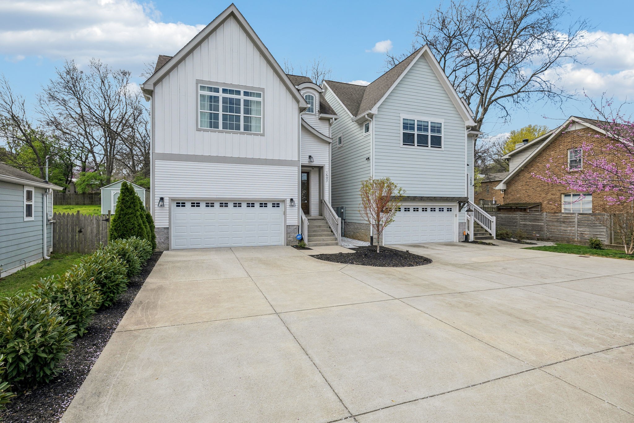 1547 Battlefield Dr