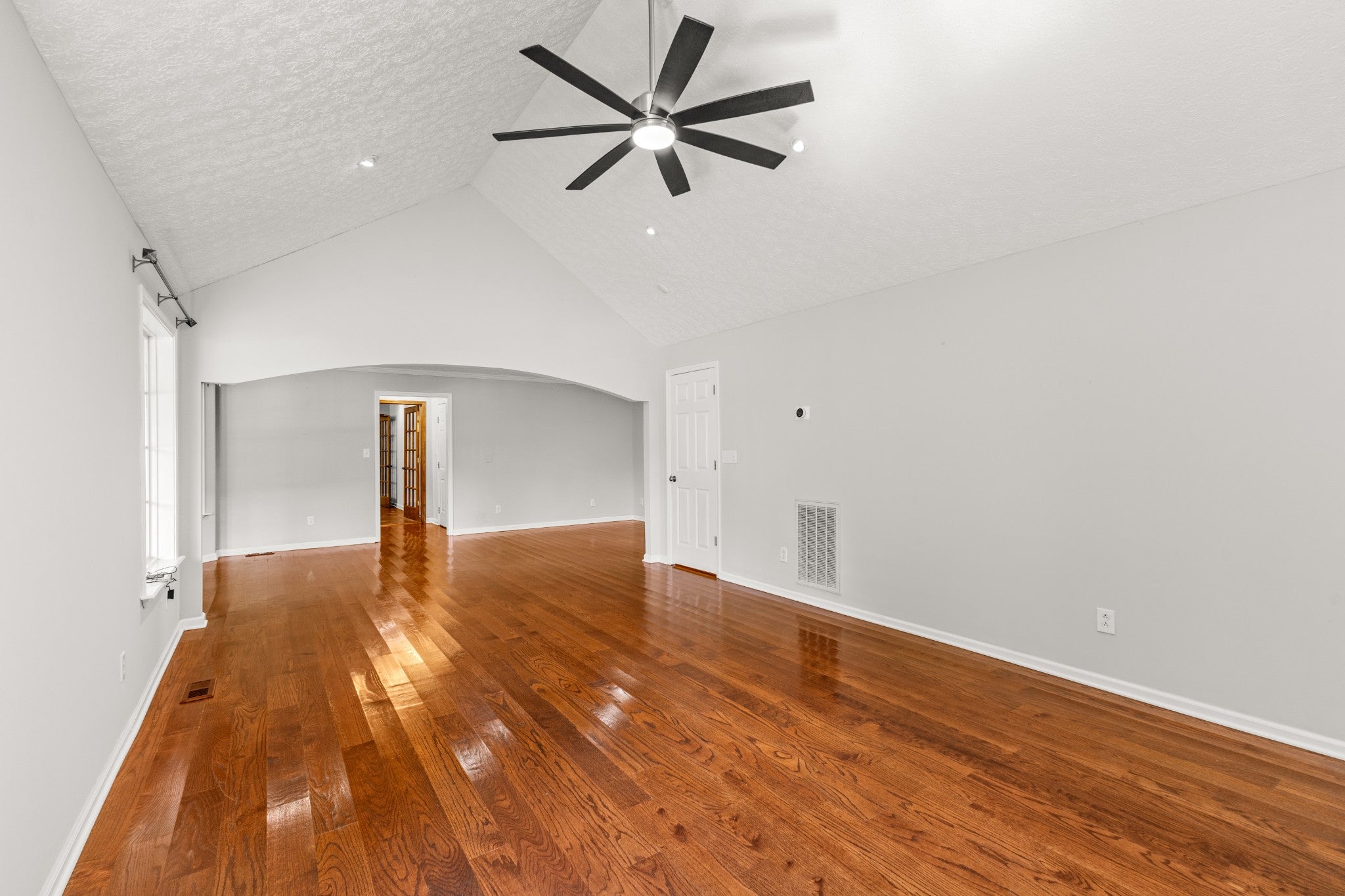 1198 W Grab Creek Rd