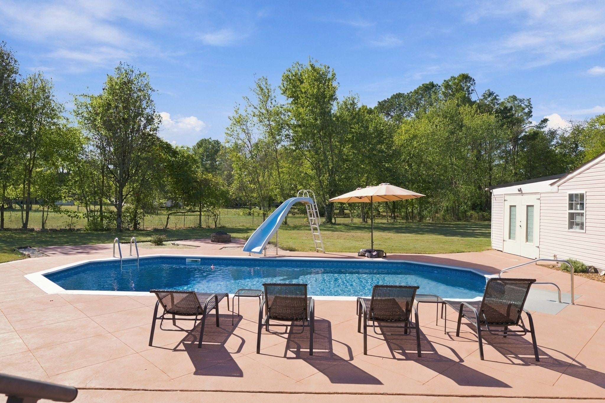 114 Clifford Ct