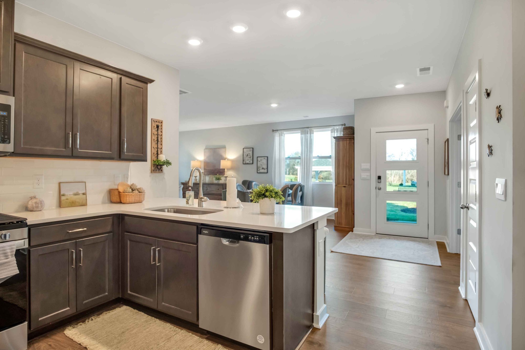 2233 Holmesburg Pvt Circle