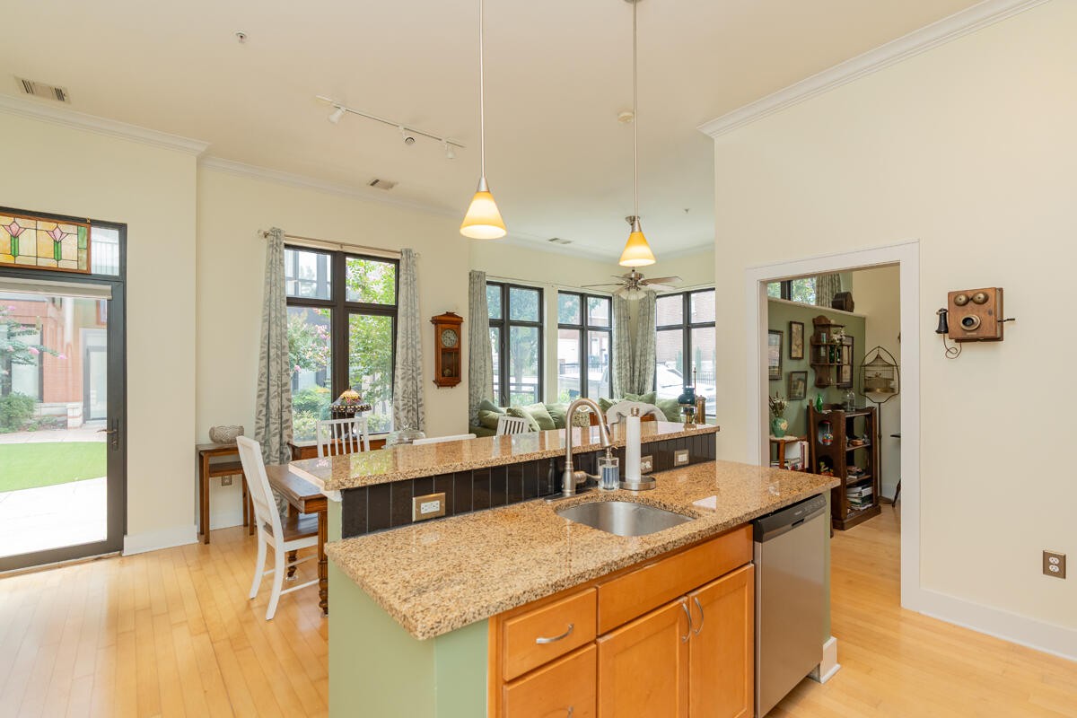 129 Walnut Street Unit 022