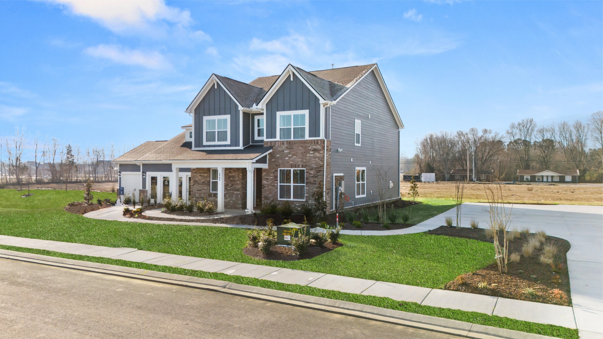 6000 Woodstock Lane
