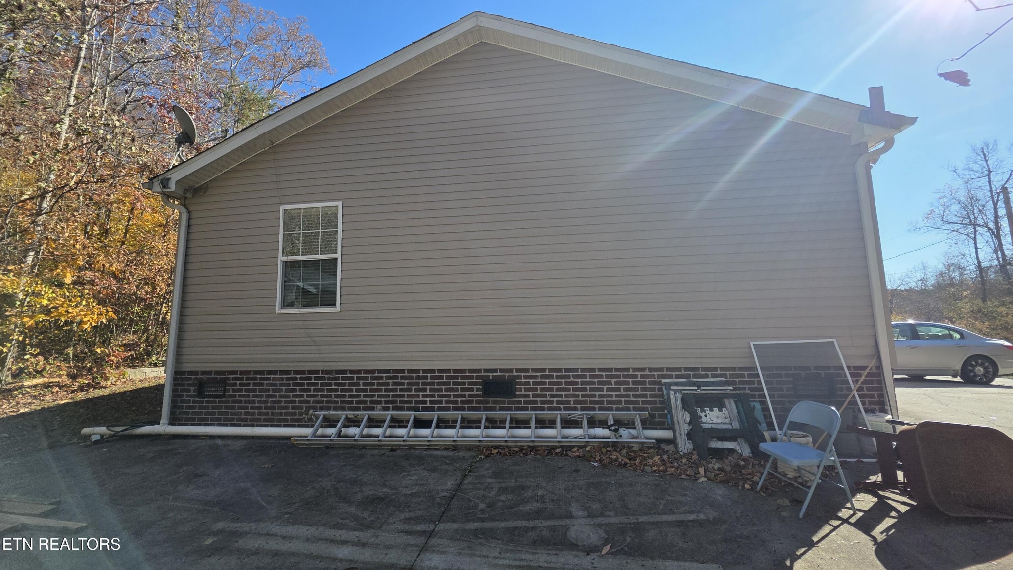 236 Loggers Lane