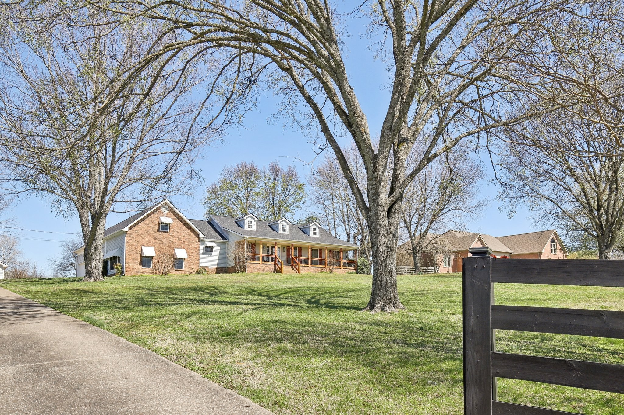 704 Battle Rd