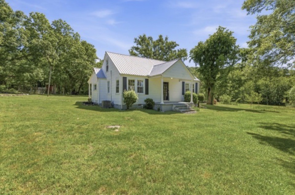 14991 Manchester Pike