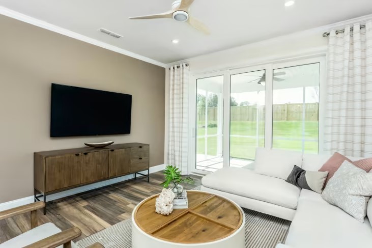 511 Scarlet Oak Road