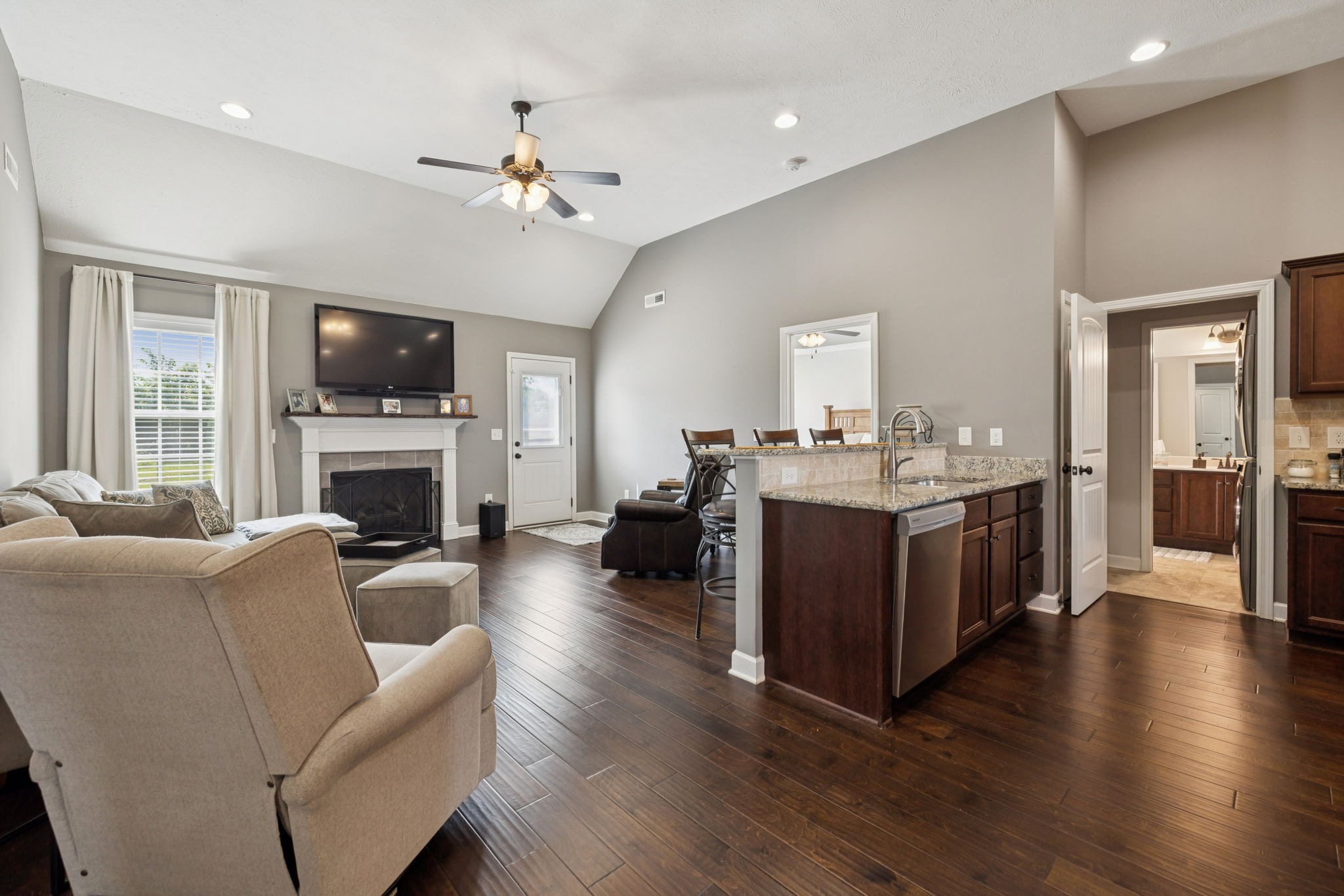 7939 Peridot Cir