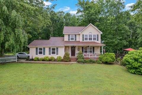 170 Hillwood Dr Estill Springs TN 37330