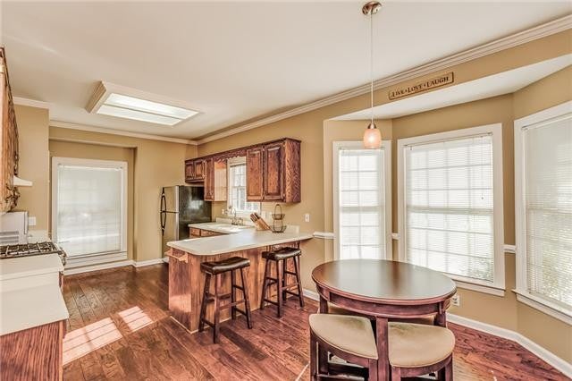 1910 Chartwell Ct