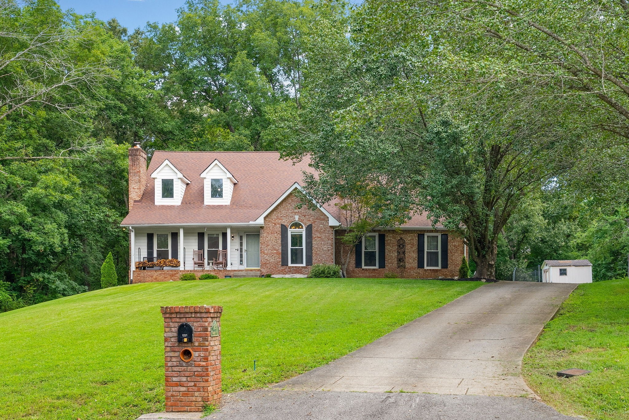 1731 Creekview Ct