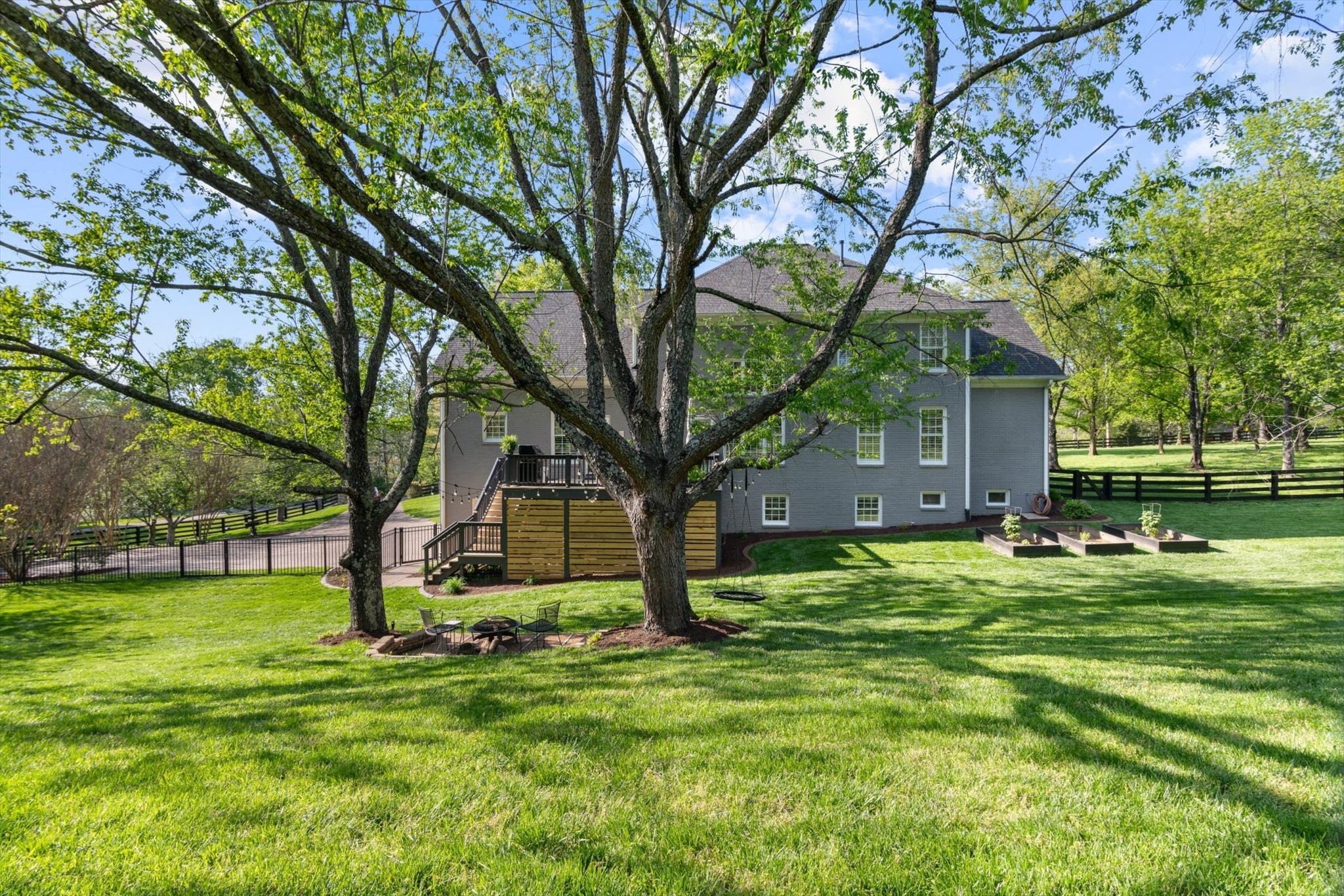 4079 Clovercroft Rd