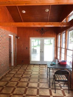 3325 Freeman Hollow Rd