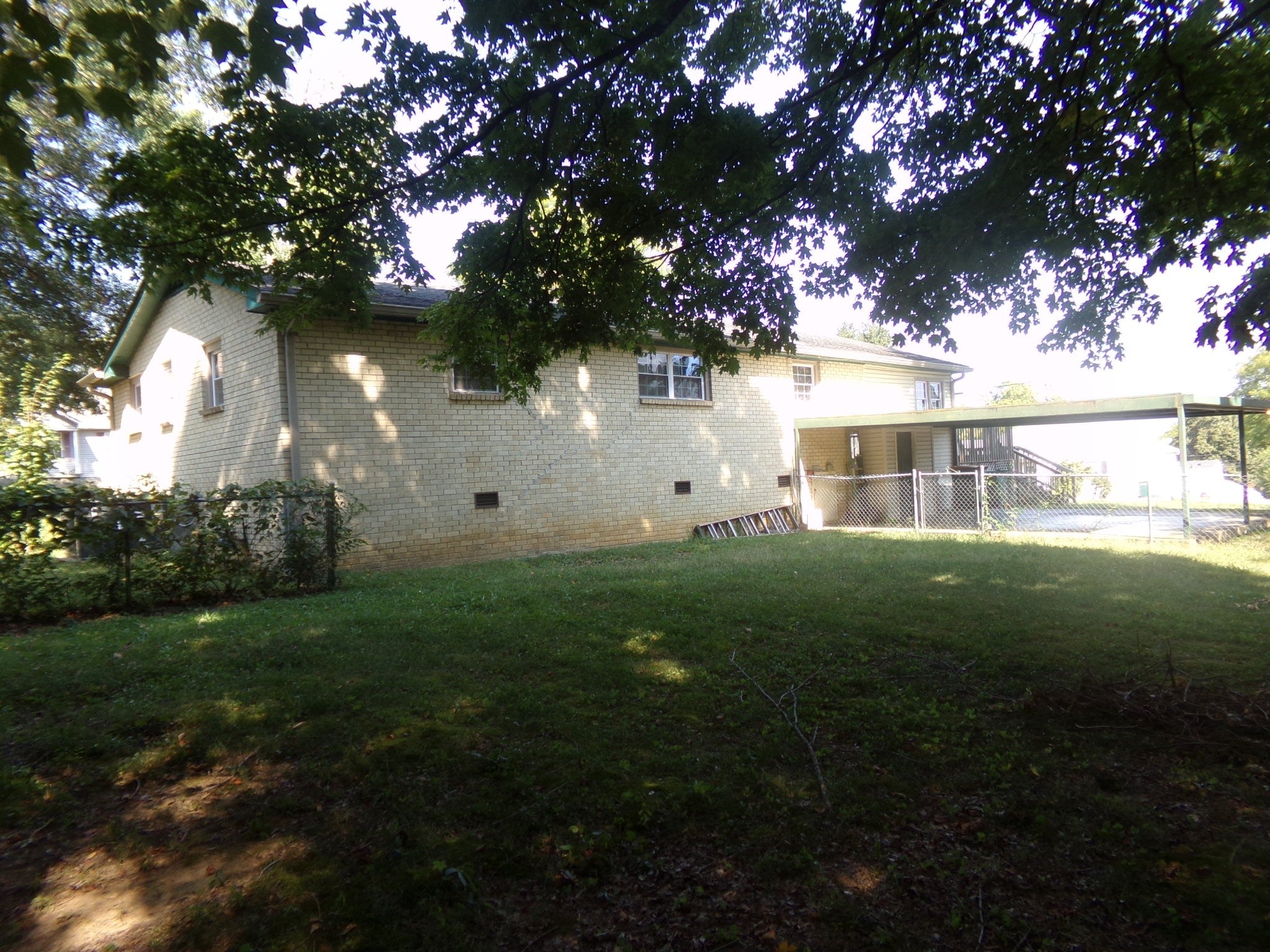 201 Woods Ave S