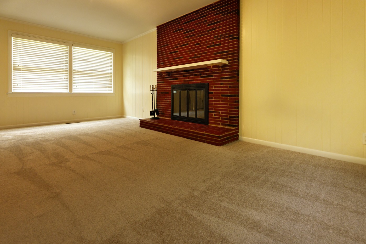 1103 Maplehurst Ln