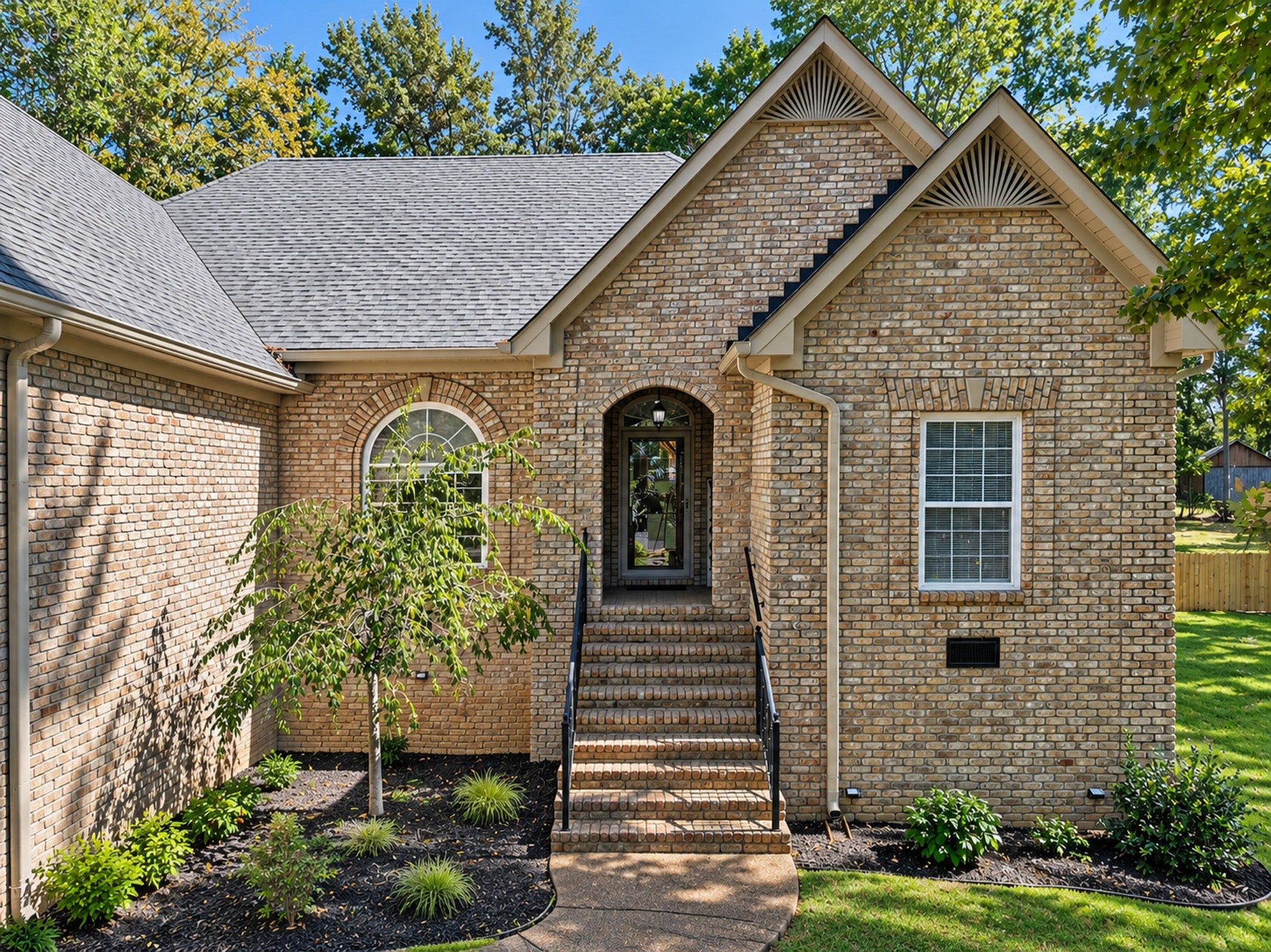 1213 Lake Marie Rd