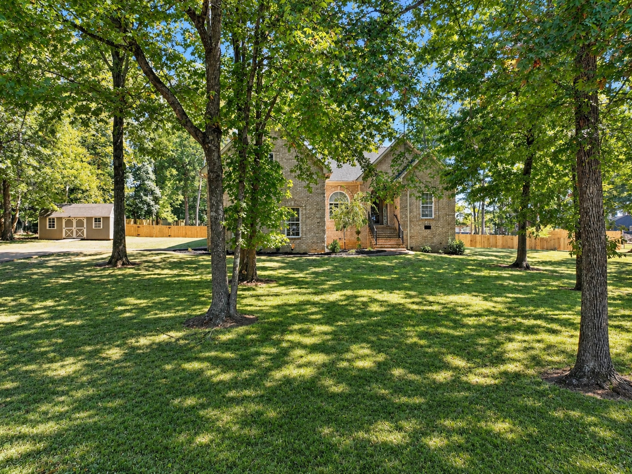 1213 Lake Marie Rd