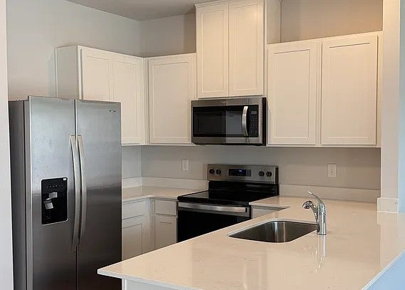 2030 Widgeon Point