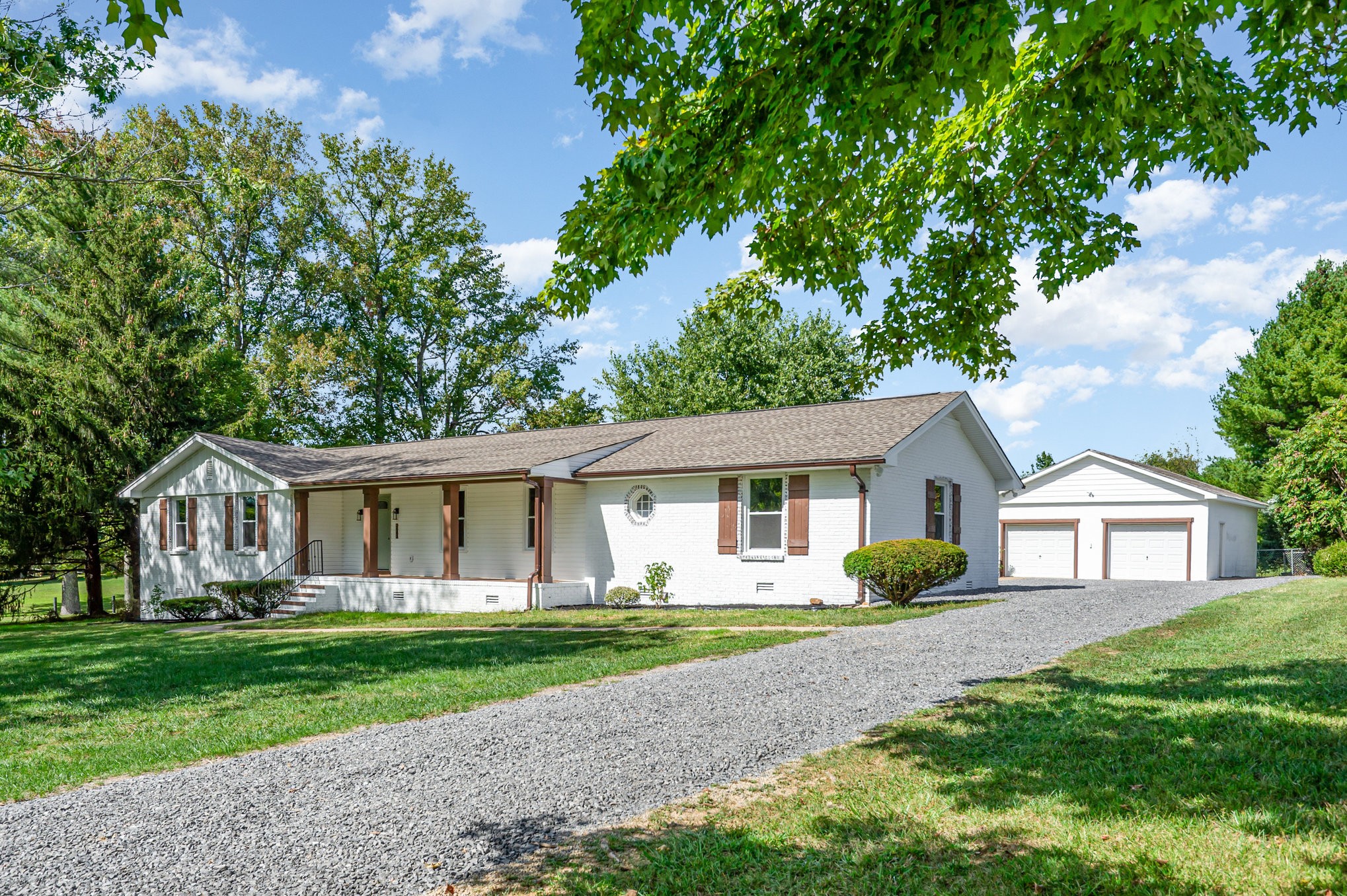 231 S Palmers Chapel Rd