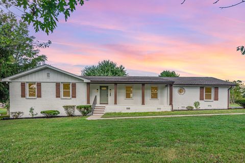 231 S Palmers Chapel Rd Cottontown TN 37048