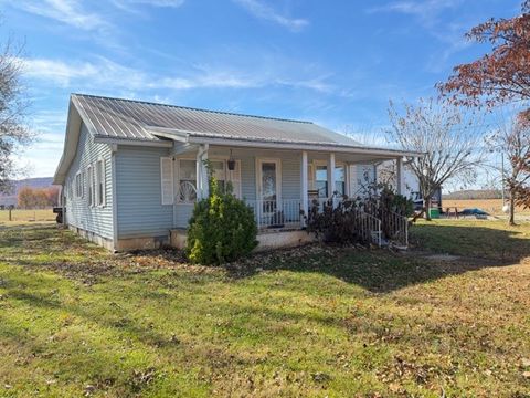 50 Keith Cove Rd Cowan TN 37318