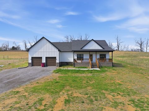 638 Howell Rd Westmoreland TN 37186