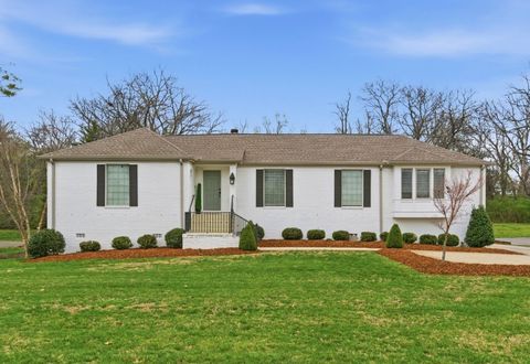 2826 Sugar Tree Rd Nashville TN 37215