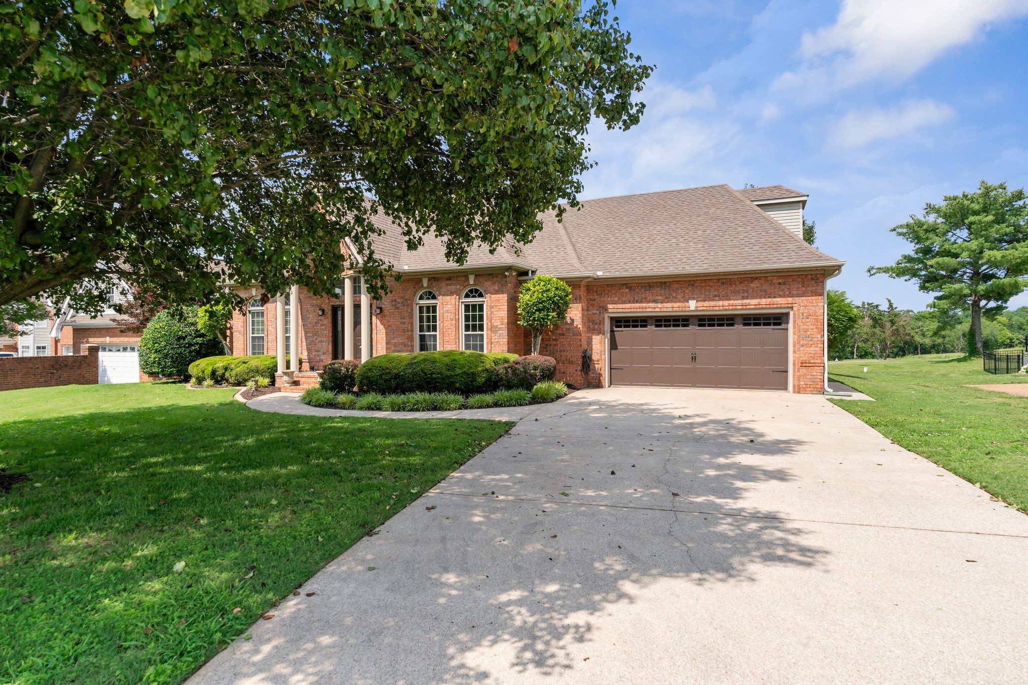 375 Natchez Trace Ct