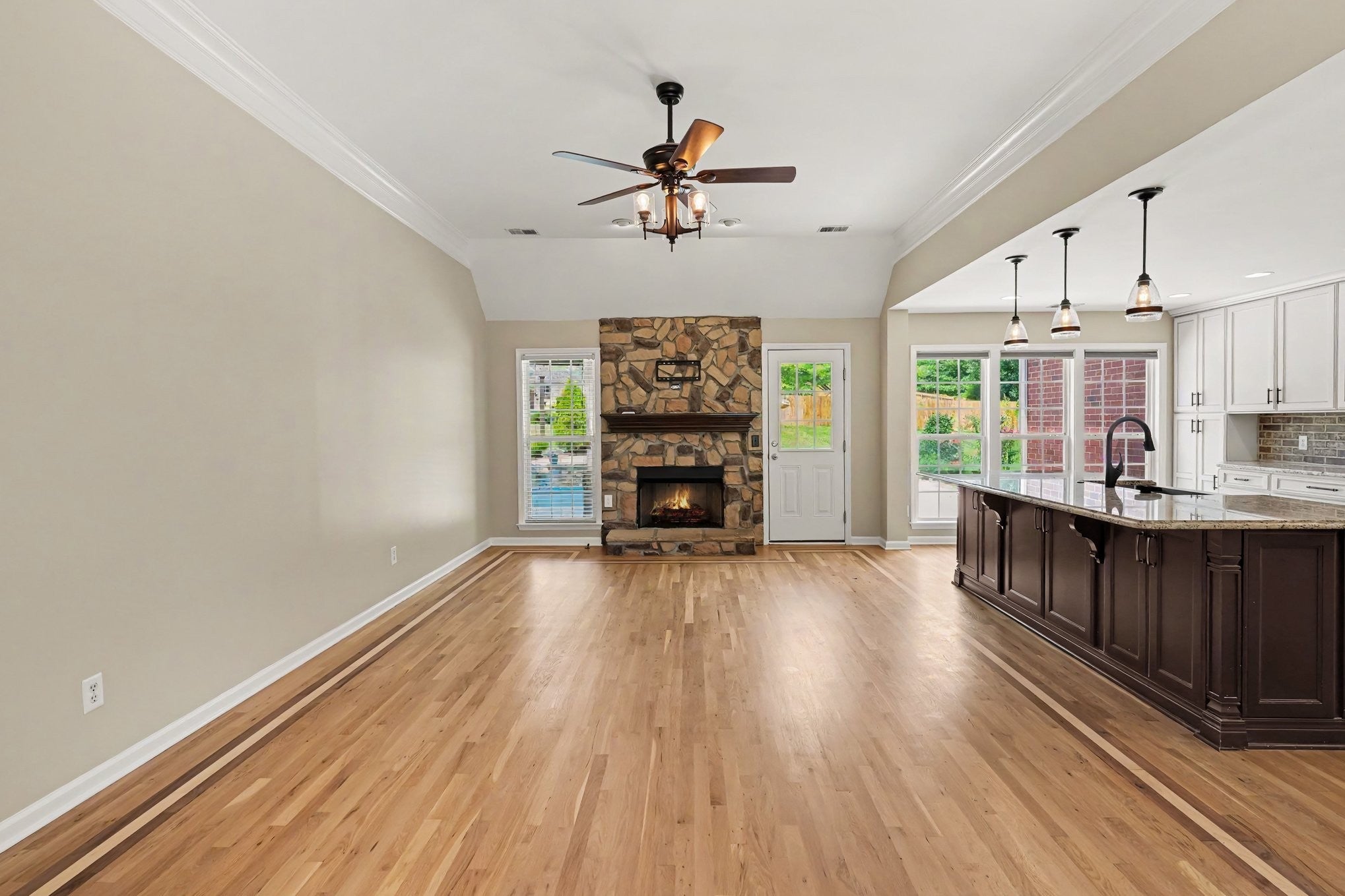 1035 Margaret Dr