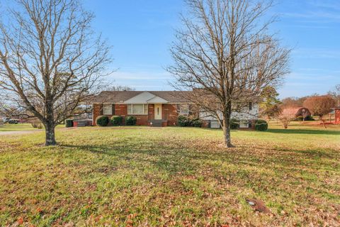 202 Shepherd Hills Dr Madison TN 37115