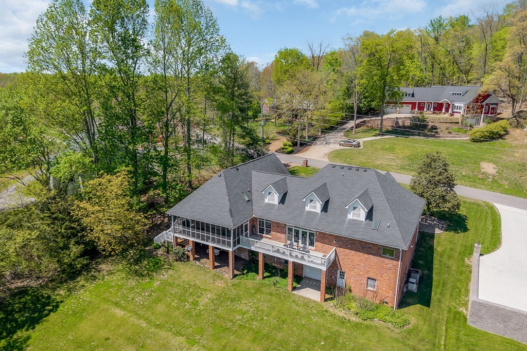 1319 N Plantation Dr