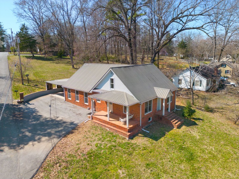 301 Westwood Dr