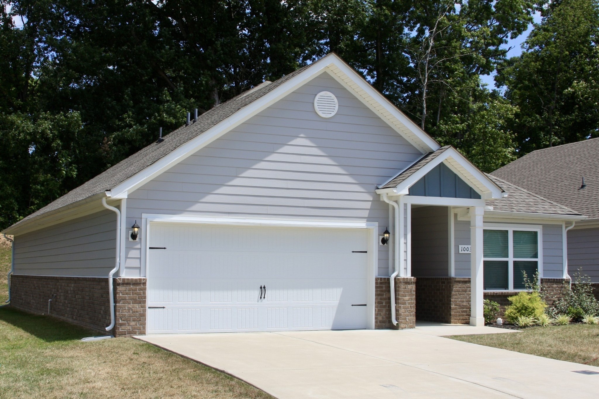 1003 Autumnwood Dr