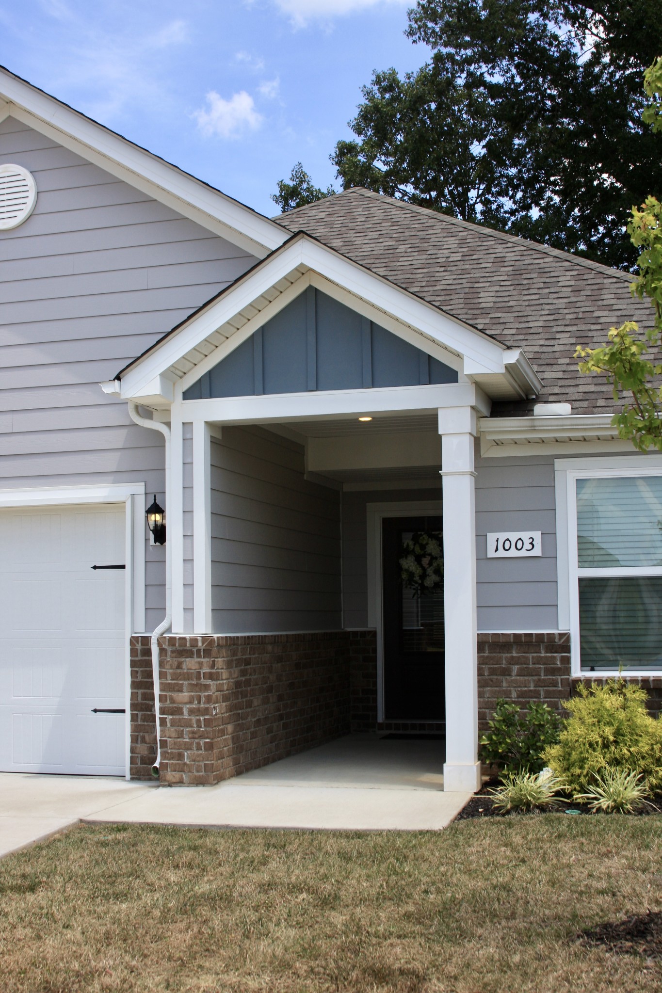 1003 Autumnwood Dr