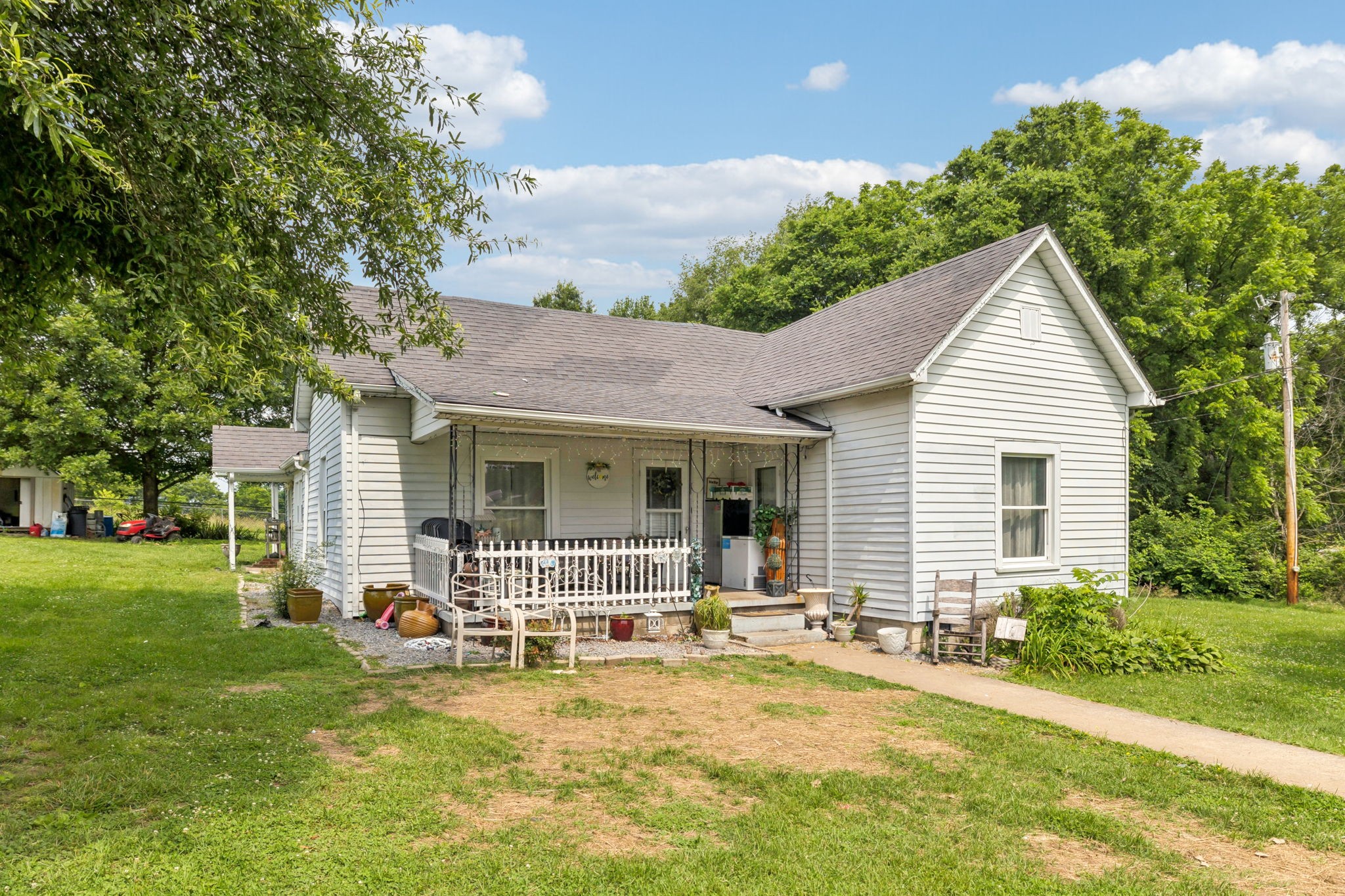 165 Dobbins Pike