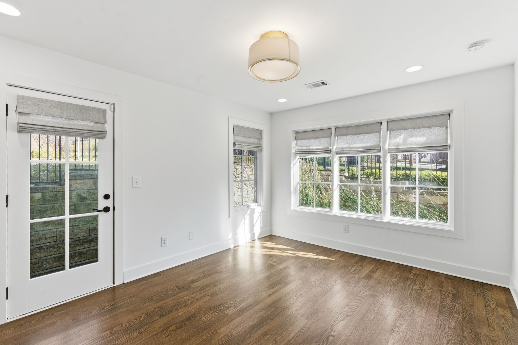 519 Chesterfield Ave 1