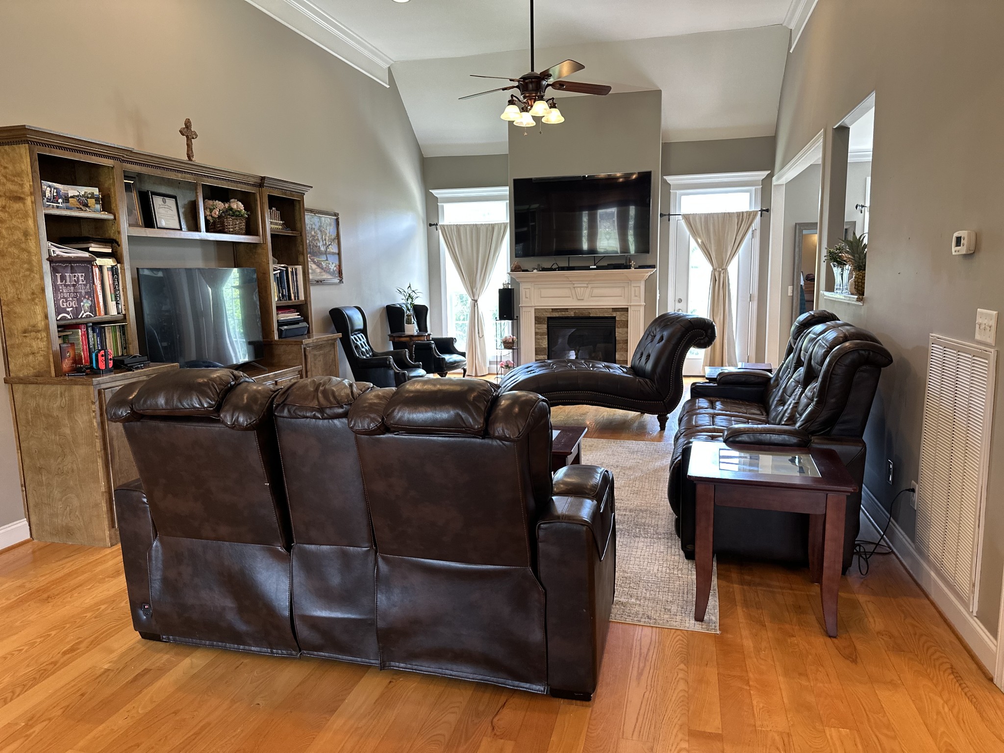251 Haven Ln