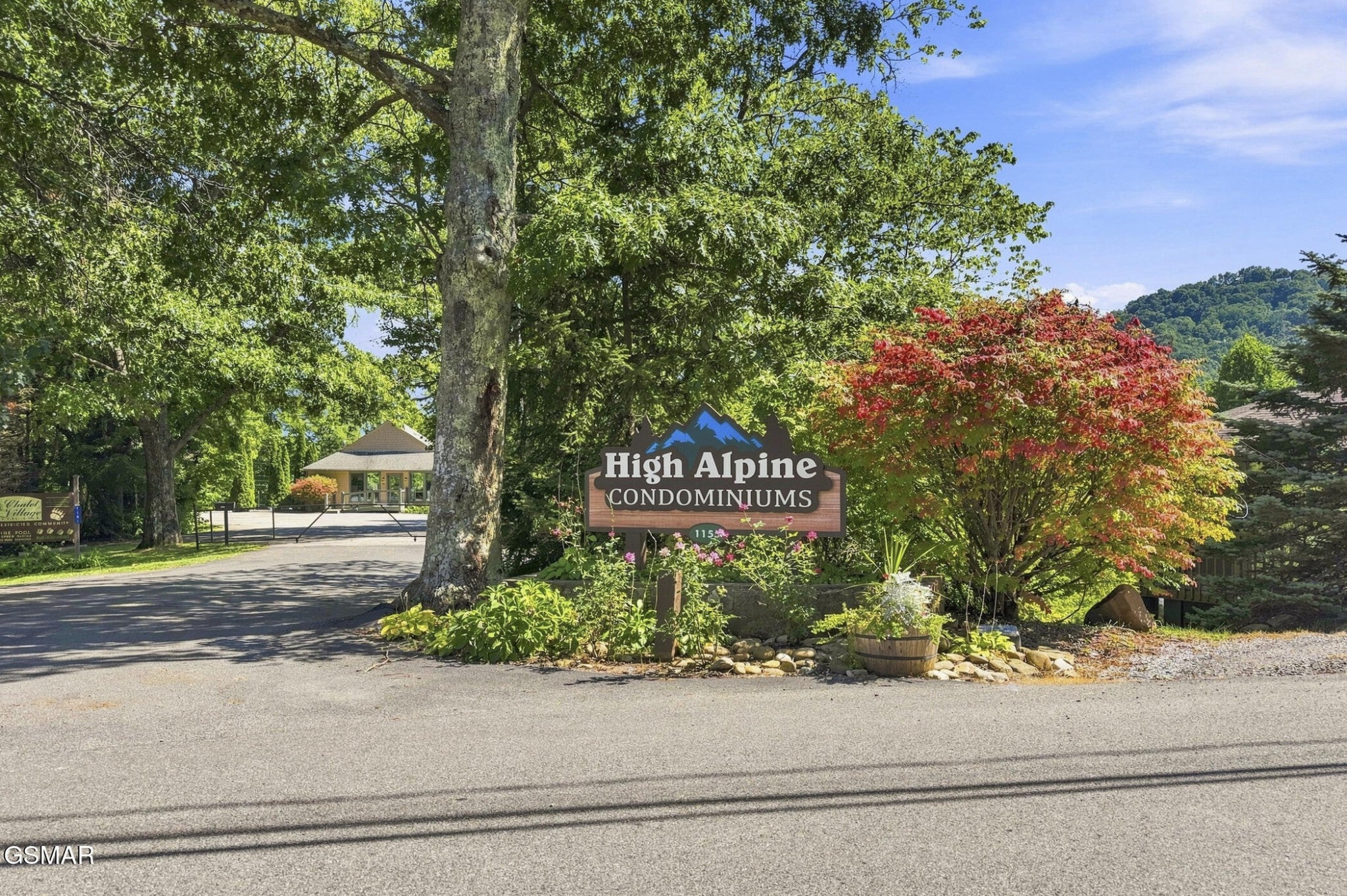 1155 Upper Alpine Way 204