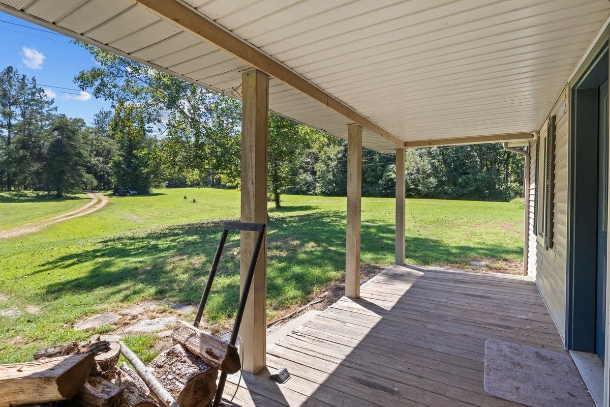 6371 Hassell Creek Rd