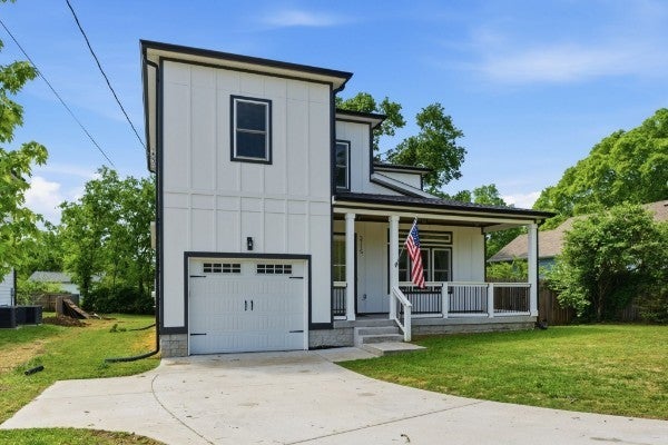 3715 Fairview Dr