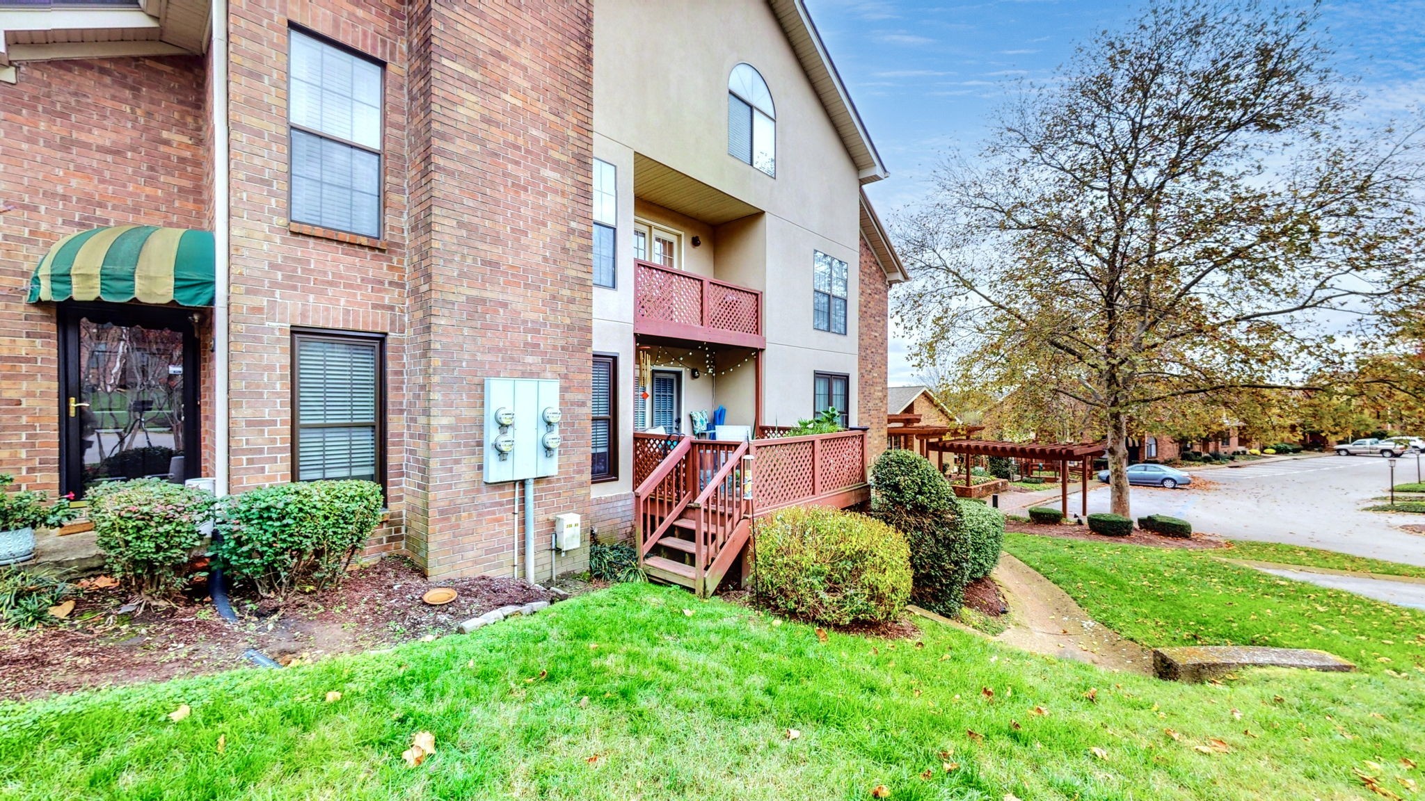 281 Glenstone Cir