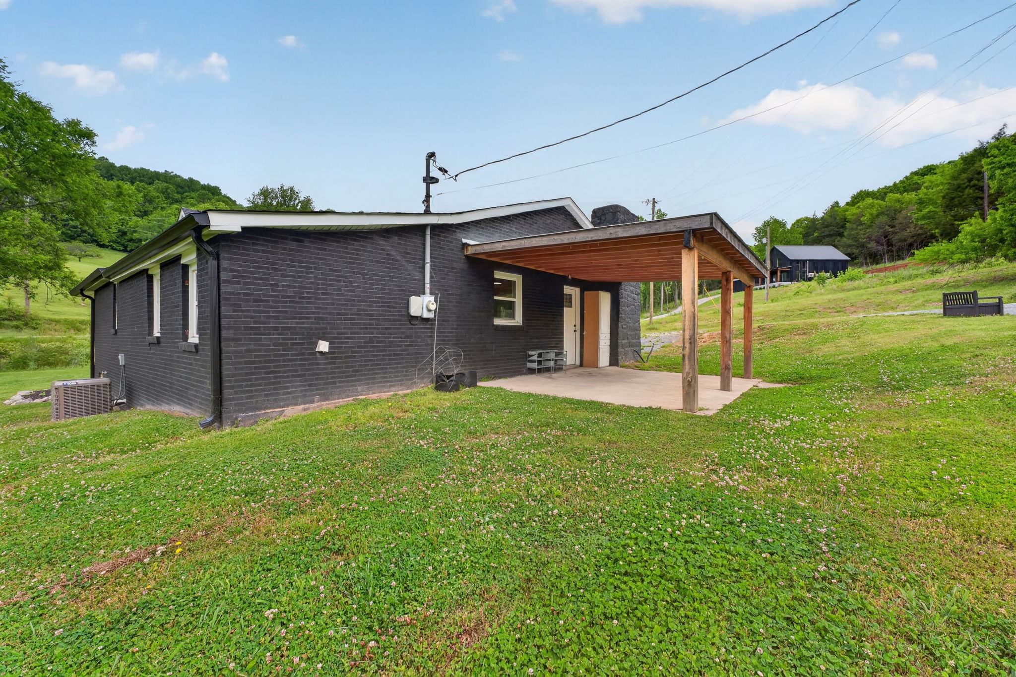 167 Stonewall Hwy