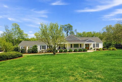 4700 Churchwood Dr Nashville TN 37220