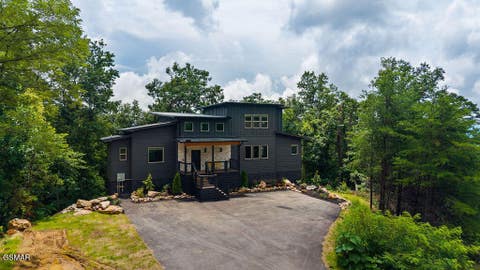 Photo of 1870 Mountain Ash Way, Sevierville, TN 37876 (MLS # 3319053)