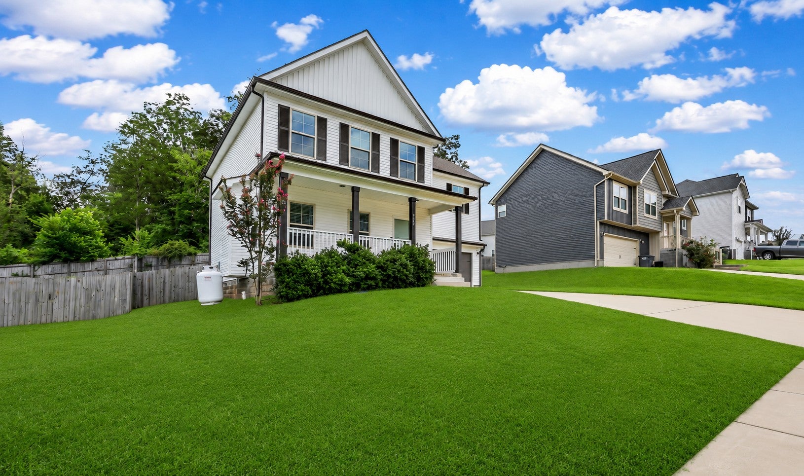 1381 Sussex Dr