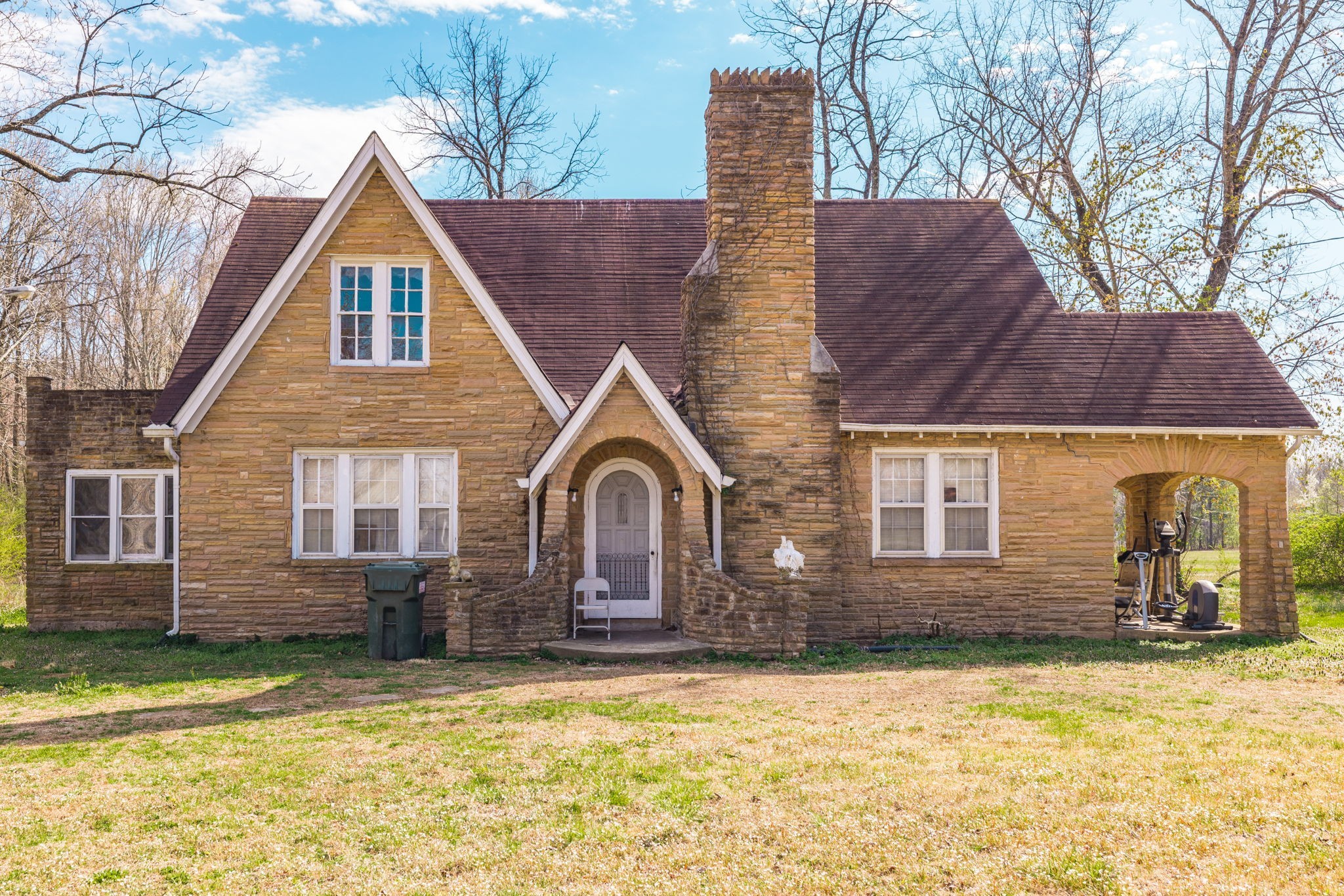3831 Old Clarksville Pike