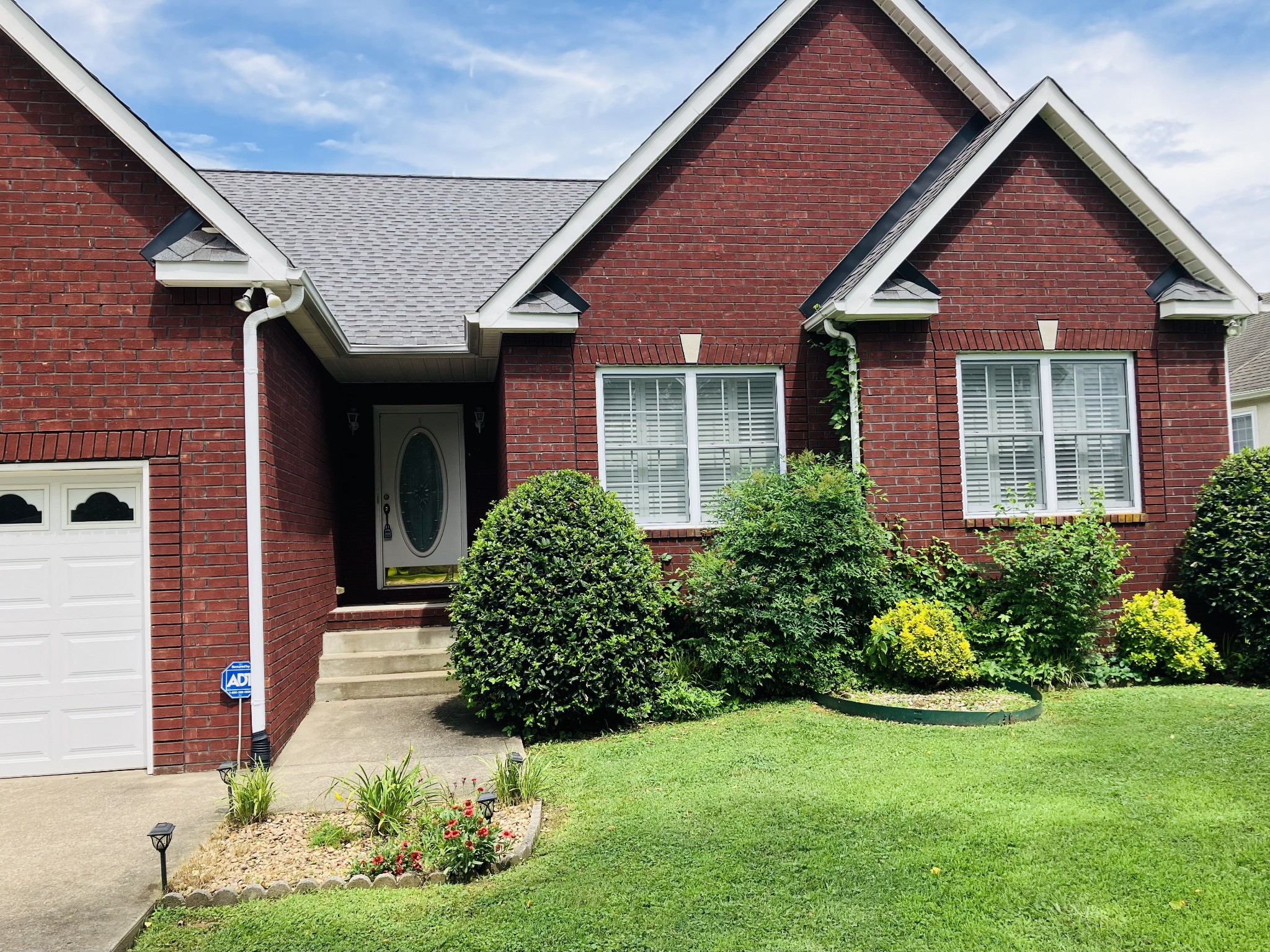 104 Brookview Ct