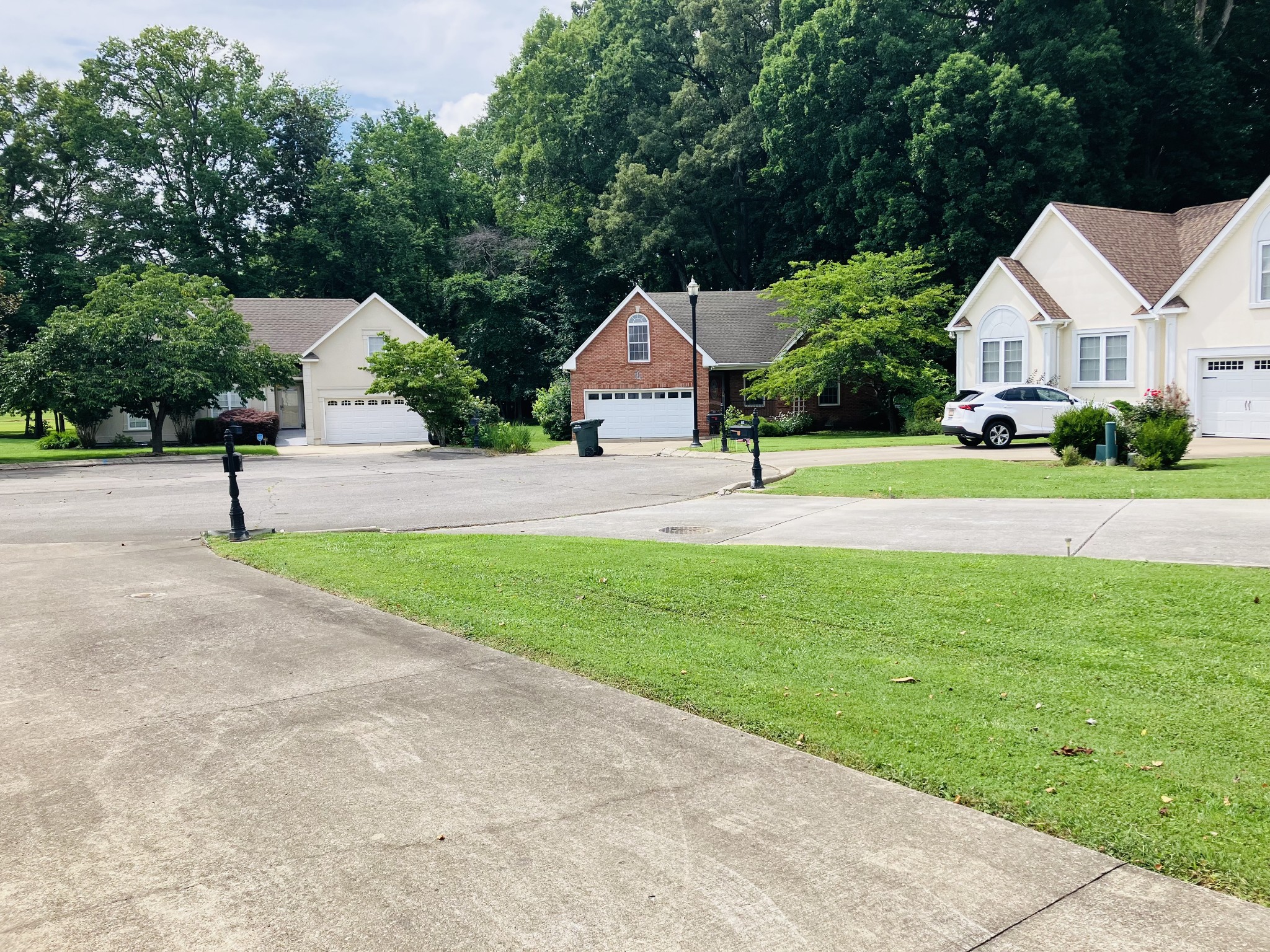 104 Brookview Ct