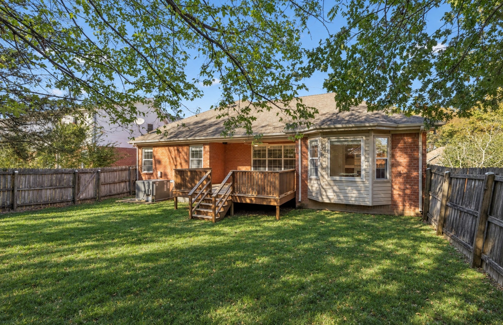 6312 Paddington Way