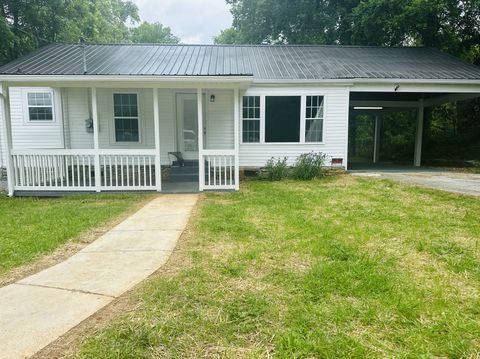 1207 Swanson Blvd Fayetteville TN 37334